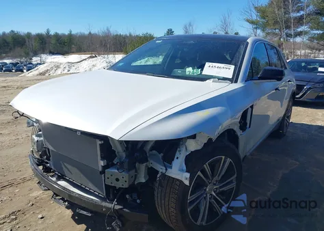 2024 Cadillac Lyriq Luxury W/1Sd z USA, uszkodzony, nr VIN 1GYKPRRL5RZ129277